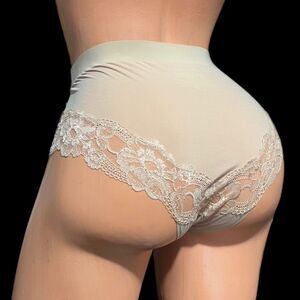 Victoria’s Secret ANGELWEAR SHAPEWEAR Lace detail Brief Panty Beige Medium